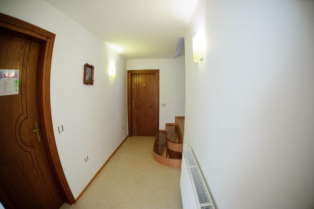 Family Hotel Nadejda Bansko Exterior foto