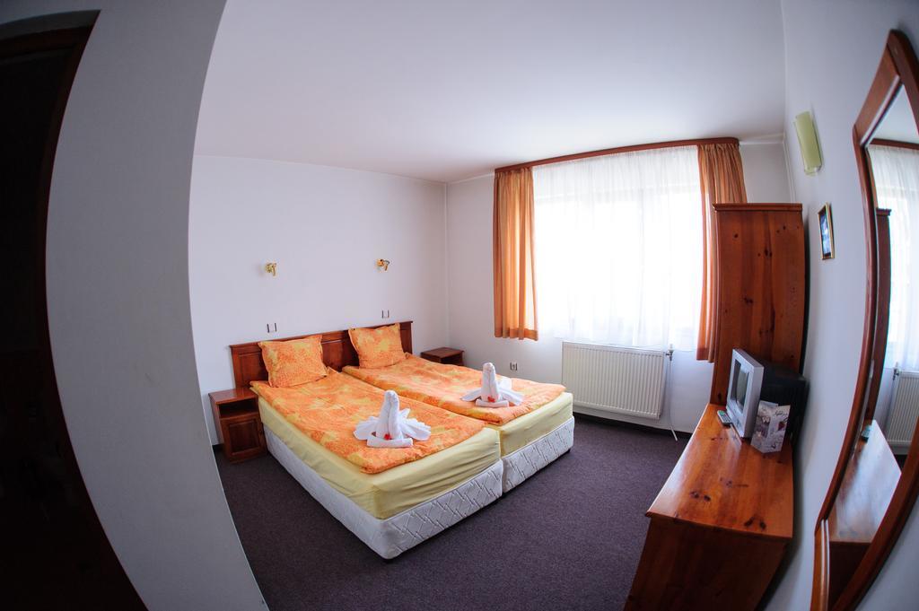 Family Hotel Nadejda Bansko Zimmer foto