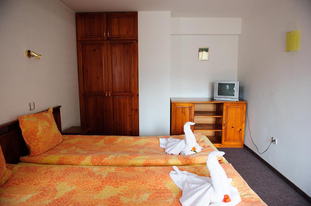 Family Hotel Nadejda Bansko Zimmer foto