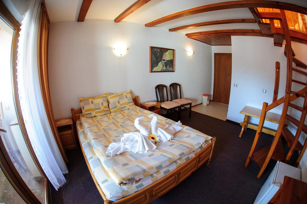 Family Hotel Nadejda Bansko Zimmer foto